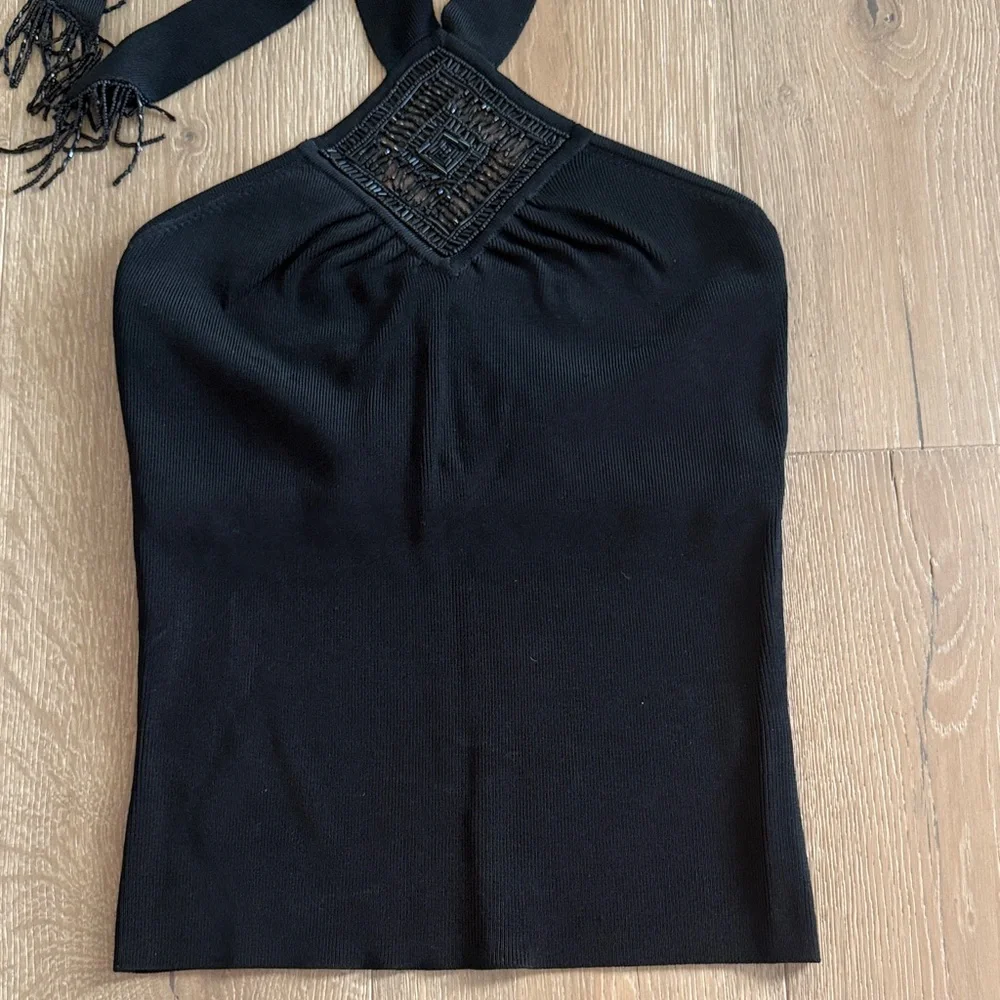 Elegant Dana Buchman Halter Top - Picture 3 of 5